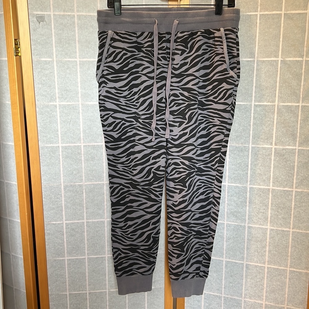 Torrid Slate Grey Zebra Print Drawstring Jogger F… - image 7